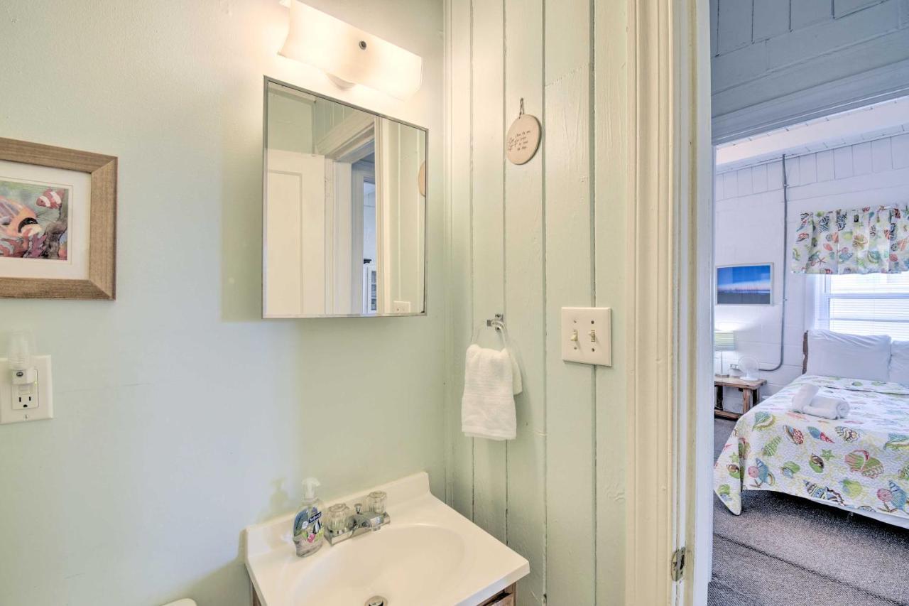 Bright Myrtle Beach Bungalow Steps To The Beach! Εξωτερικό φωτογραφία